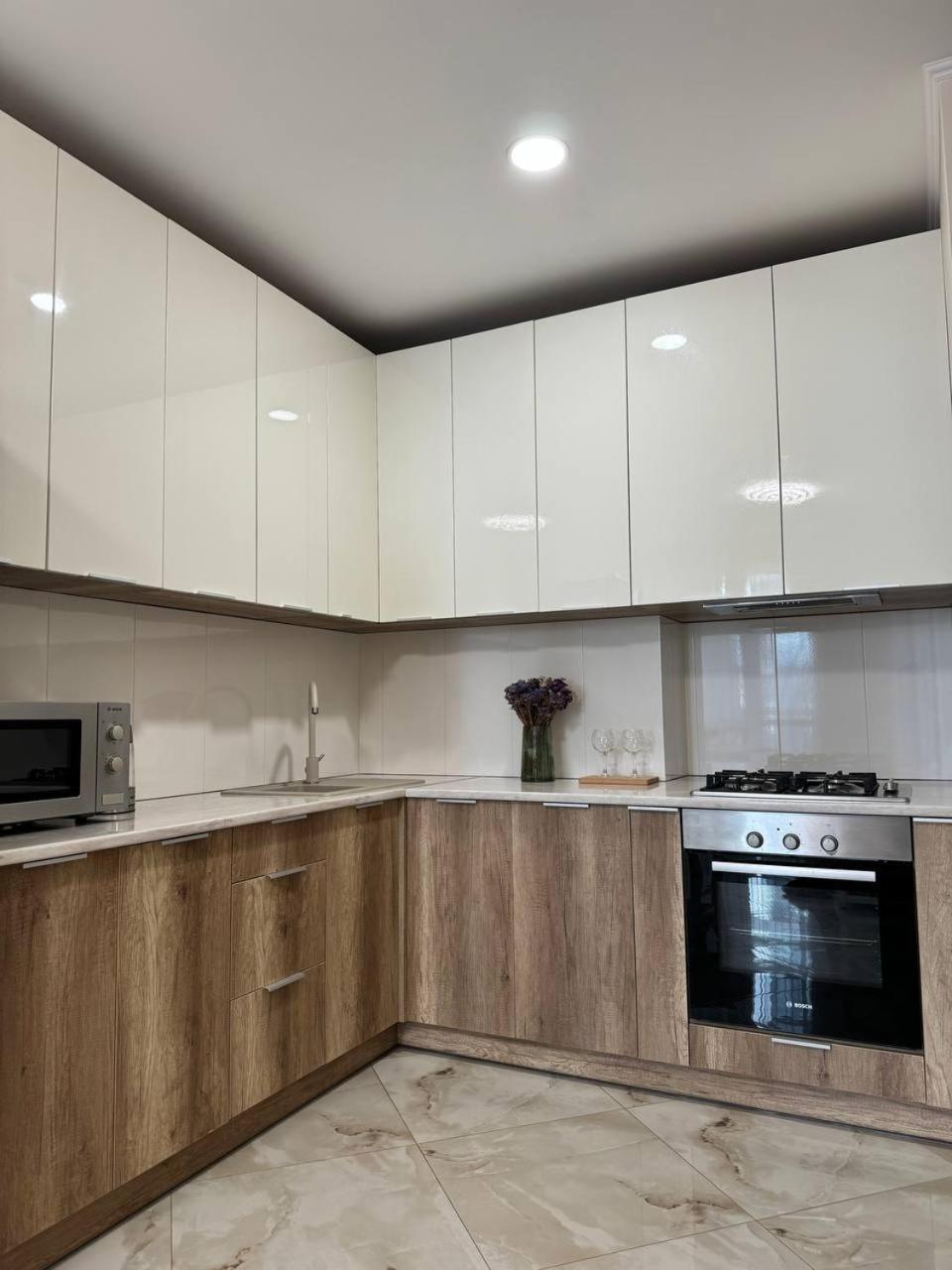Avalon Time Apartment Λβιβ Εξωτερικό φωτογραφία